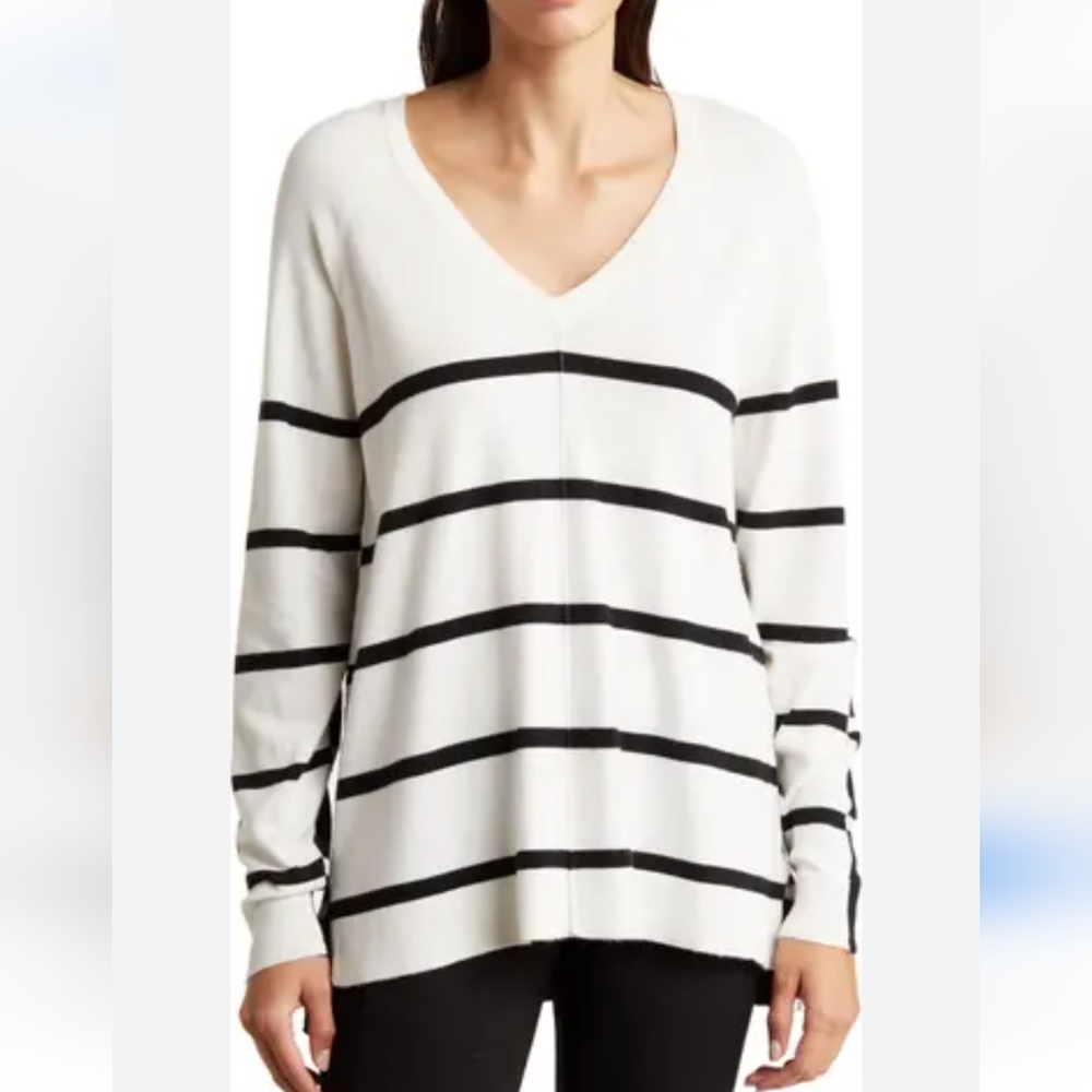 Cliché V-Neck Long Sleeve Nautical Sweater